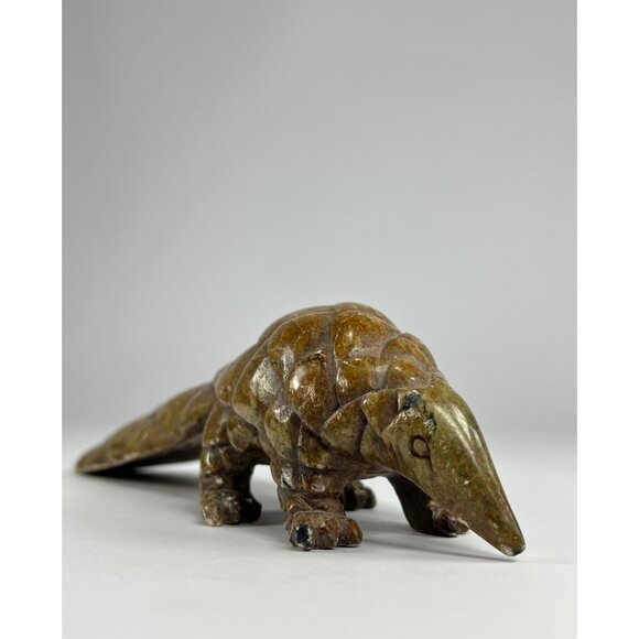 VTG Pangolin Stone Sculpture Handmade Handcarved Brown Verdite Stone Paperweight - Picture 4 of 12